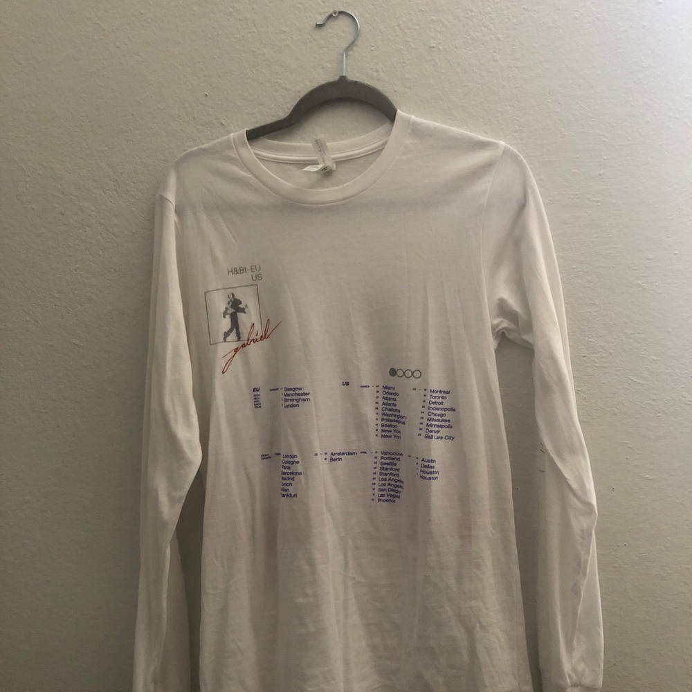 Keshi merch hell and back tour